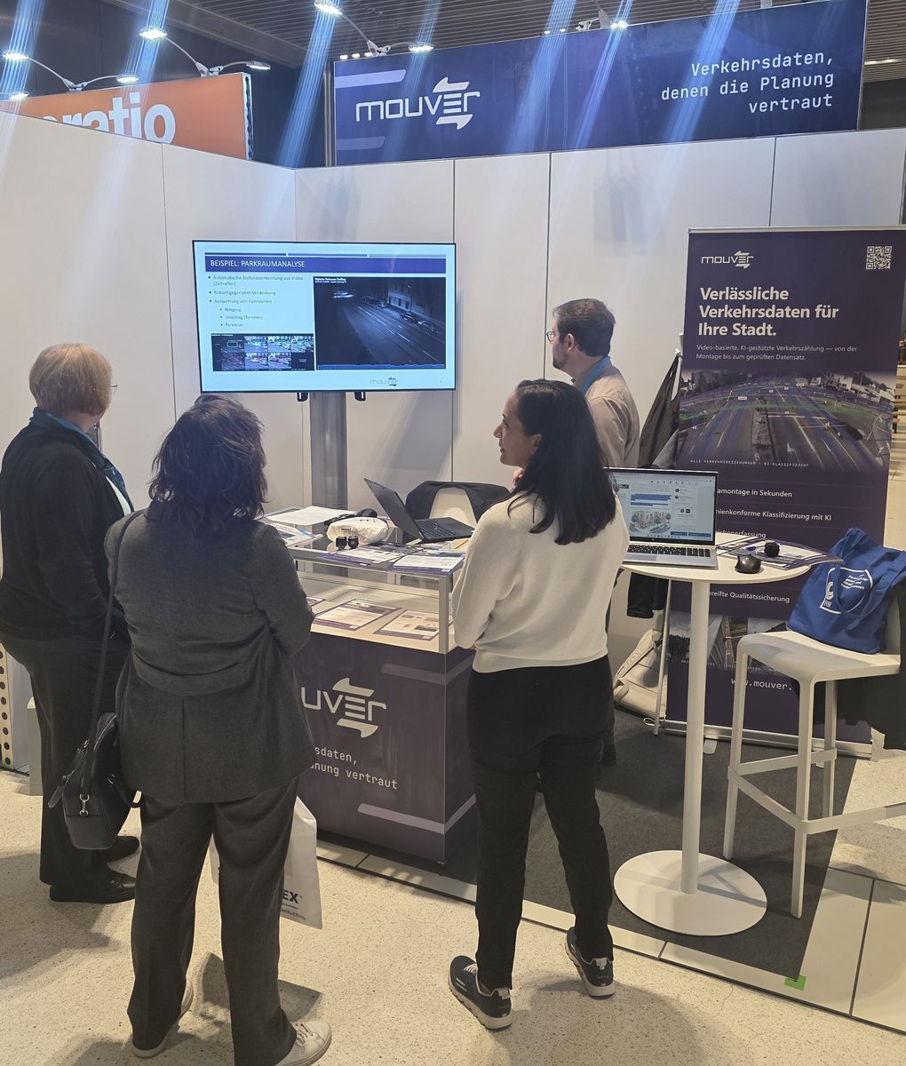 Das mouver-Team am Stand auf dem FGSV-Kongress